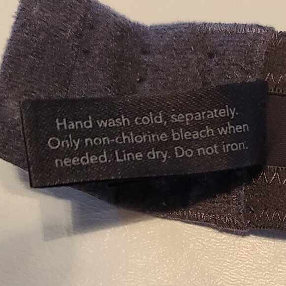 Soma lace and sequined underwire bra 36C. Beautiful, half cami bralette - Picture 5 of 5